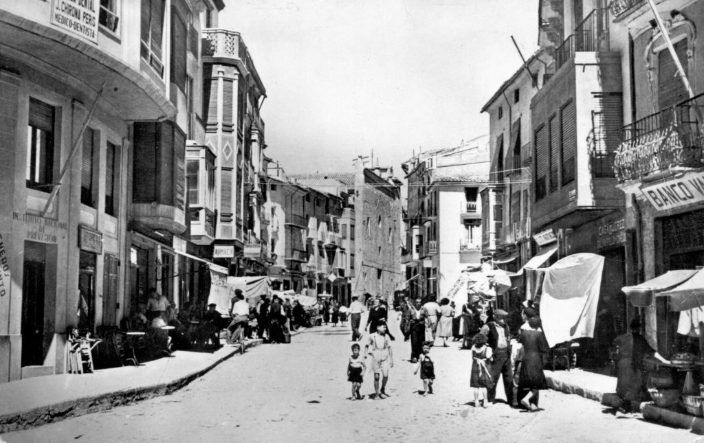 Día de mercado calle Colón años 50