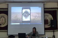 La-Concejala-de-Turismo-Angeles-Gomez-ha-presentado-la-nuevo-audioguia-de-Segorbe-1