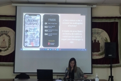 La-Concejala-de-Turismo-Angeles-Gomez-ha-presentado-la-nuevo-audioguia-de-Segorbe-3