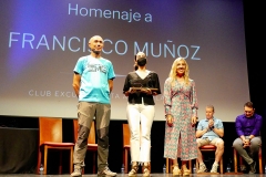 Homenaje-Club-Excursionista