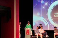 Alcaldesa-cierra-gala